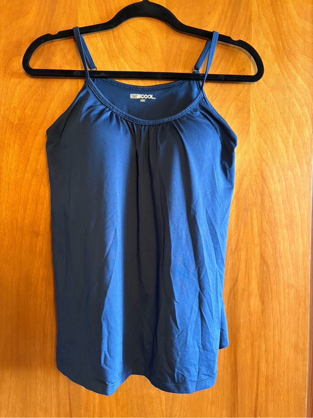 32 Degrees Women's Navy Blue tank cami